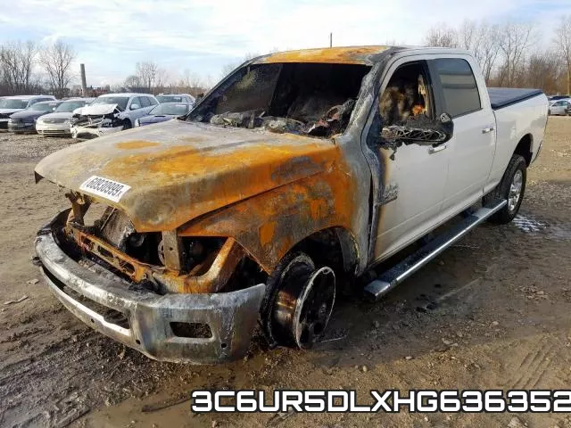 3C6UR5DLXHG636352_2.webp
