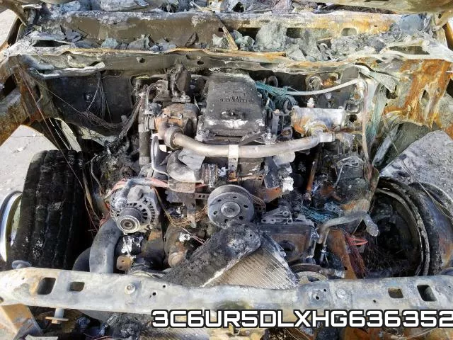 3C6UR5DLXHG636352_7.webp