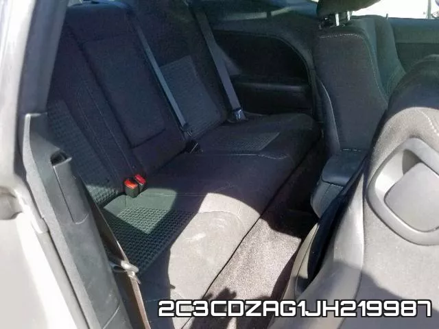 2C3CDZAG1JH219987_6.webp