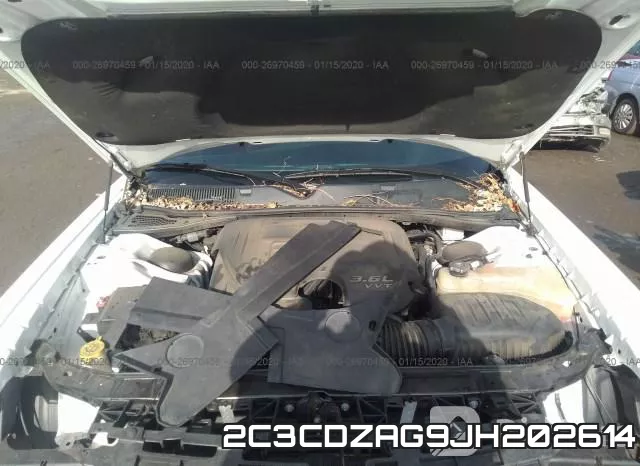 2C3CDZAG9JH202614_10.webp