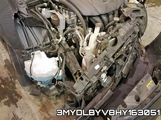 3MYDLBYV8HY163051_9.webp