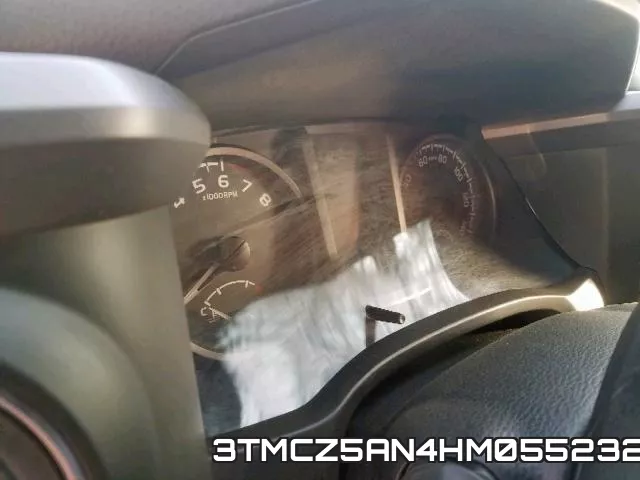 3TMCZ5AN4HM055232_8.webp