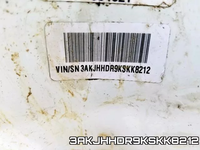 3AKJHHDR9KSKK8212_10.webp