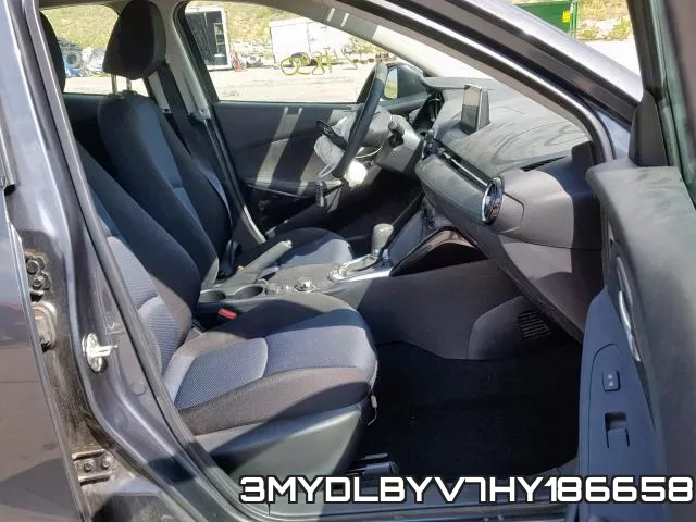 3MYDLBYV7HY186658_5.webp