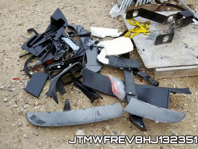 JTMWFREV8HJ132351_9.webp