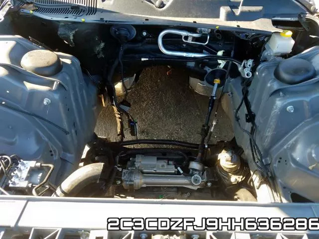2C3CDZFJ9HH636286_7.webp