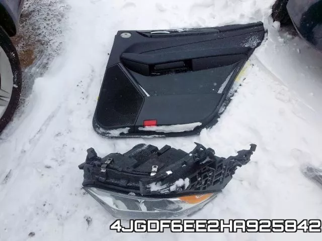 4JGDF6EE2HA925842