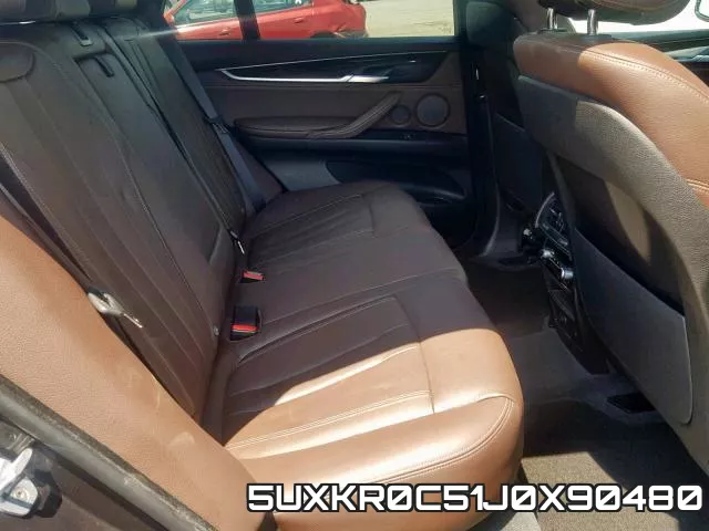 5UXKR0C51J0X90480_6.webp
