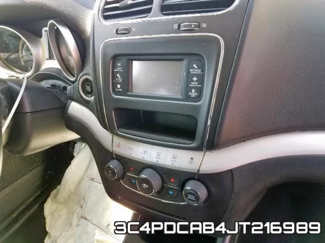 3C4PDCAB4JT216989_9.webp