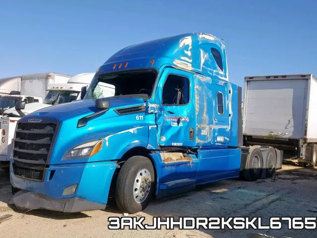 3AKJHHDR2KSKL6765_2.webp
