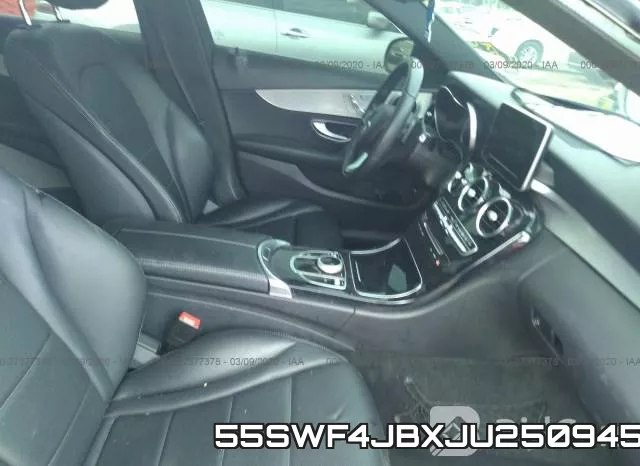55SWF4JBXJU250945_5.webp