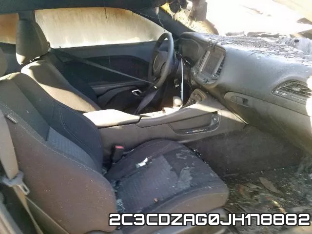 2C3CDZAG0JH178882_5.webp