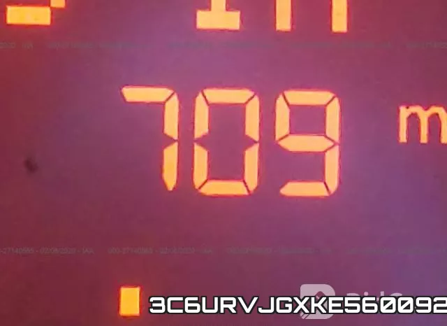 3C6URVJGXKE560092_7.webp