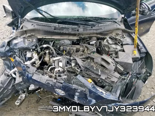 3MYDLBYV7JY323944_7.webp