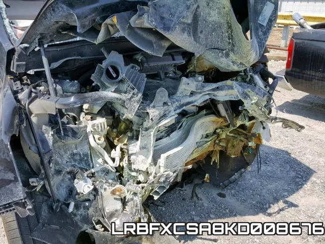 LRBFXCSA8KD008676_9.webp