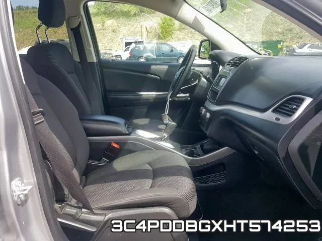 3C4PDDBGXHT574253_5.webp