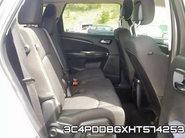 3C4PDDBGXHT574253_6.webp