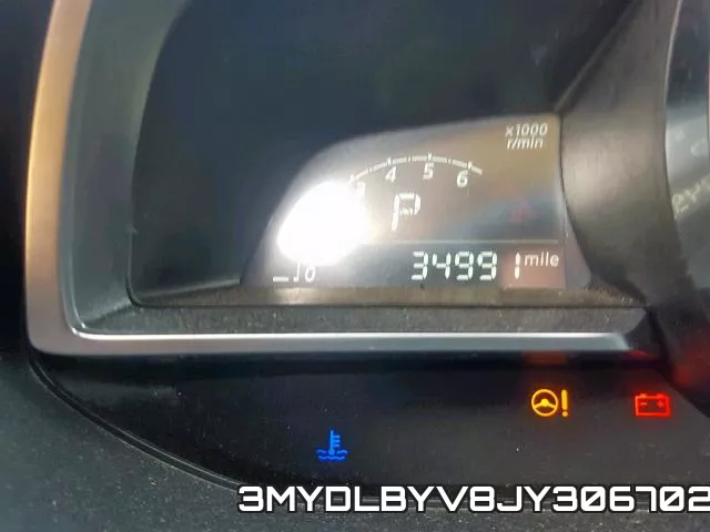 3MYDLBYV8JY306702_8.webp