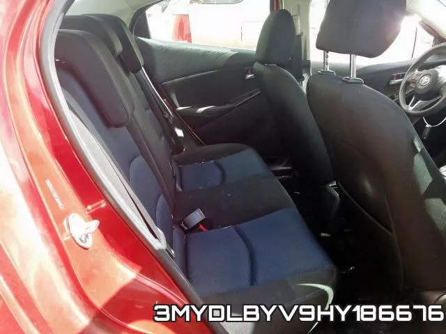 3MYDLBYV9HY186676_6.webp