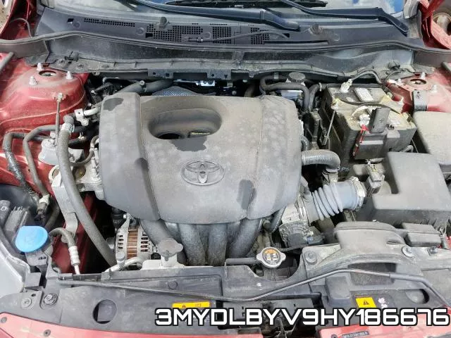 3MYDLBYV9HY186676_7.webp