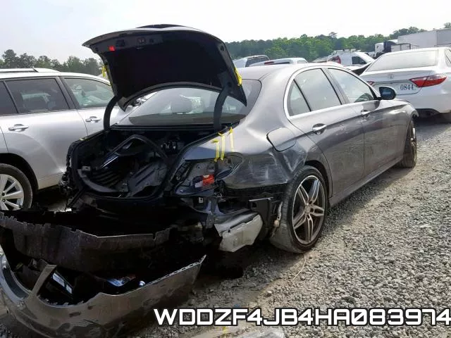 WDDZF4JB4HA083974_4.webp