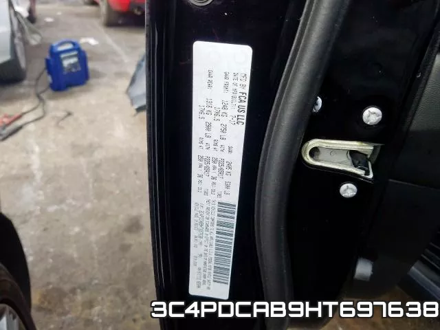 3C4PDCAB9HT697638_10.webp