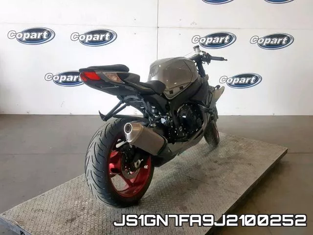 JS1GN7FA9J2100252_4.webp