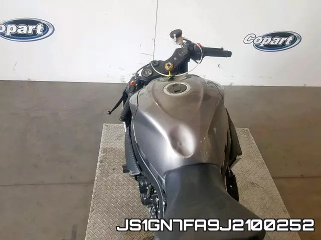 JS1GN7FA9J2100252_5.webp