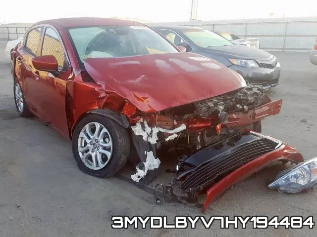 3MYDLBYV7HY194484_1.webp