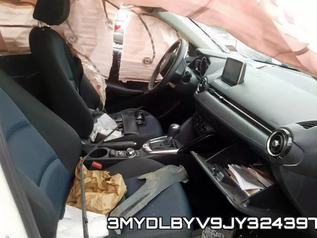3MYDLBYV9JY324397_5.webp