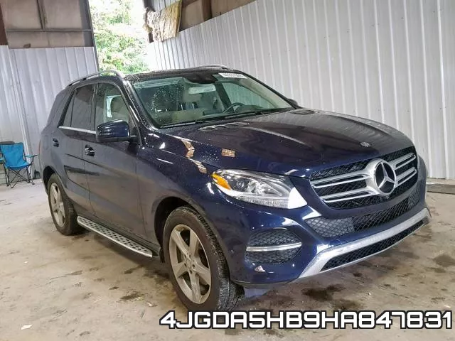 4JGDA5HB9HA847831_1.webp