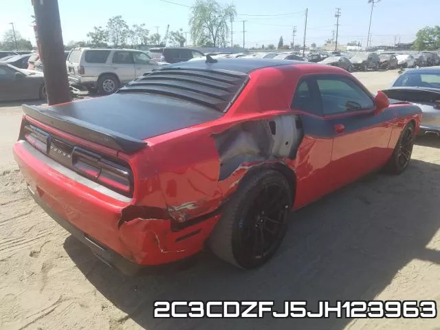 2C3CDZFJ5JH123963_4.webp