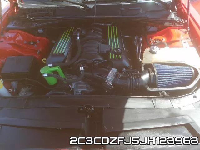 2C3CDZFJ5JH123963_7.webp