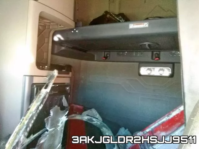 3AKJGLDR2HSJJ9511_6.webp