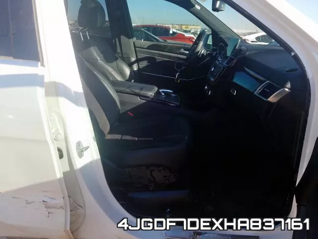 4JGDF7DEXHA837161_5.webp