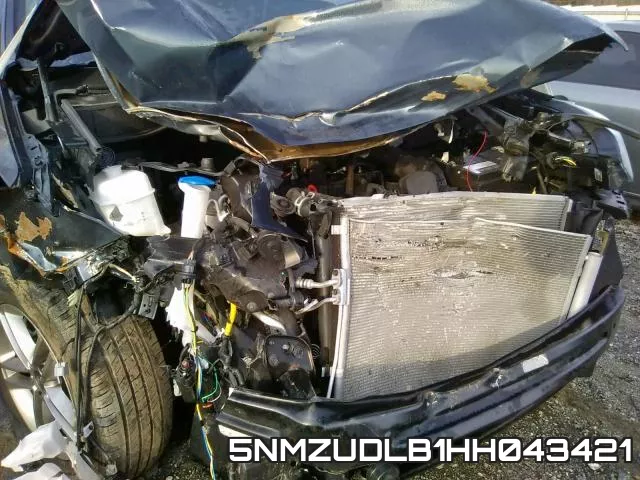 5NMZUDLB1HH043421_9.webp
