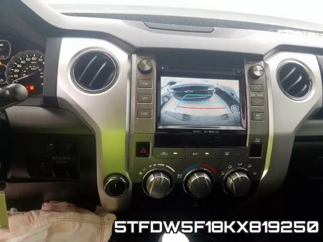 5TFDW5F18KX819250_9.webp