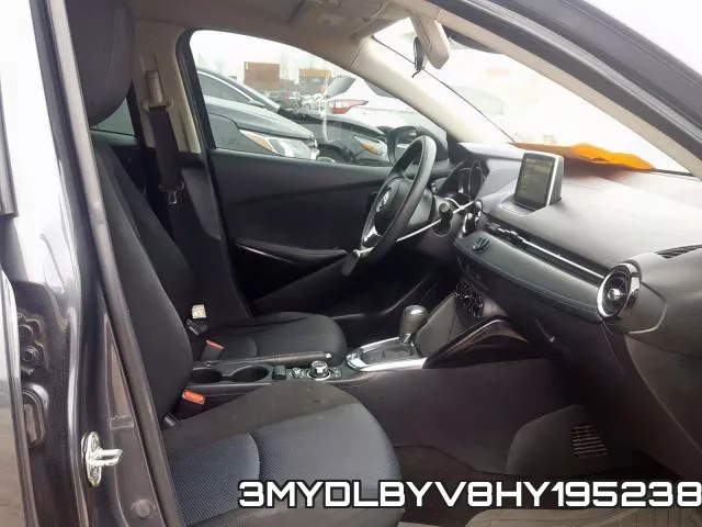 3MYDLBYV8HY195238_5.webp