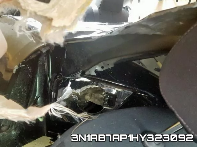 3N1AB7AP1HY323092_6.webp