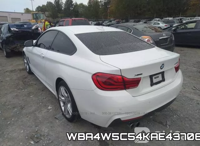 WBA4W5C54KAE43706_3.webp