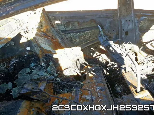 2C3CDXHGXJH253257_6.webp