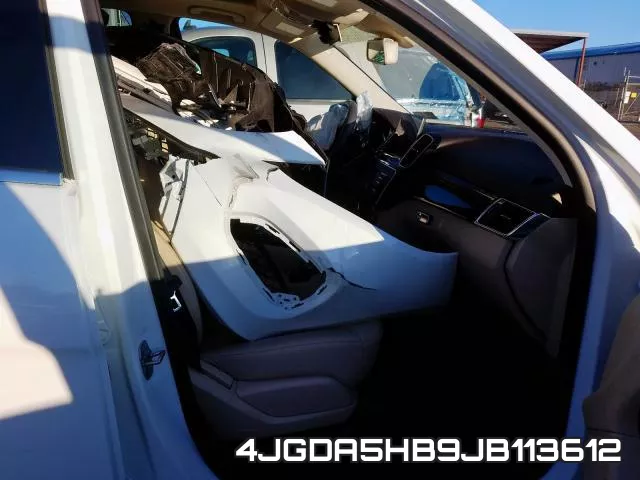 4JGDA5HB9JB113612_5.webp