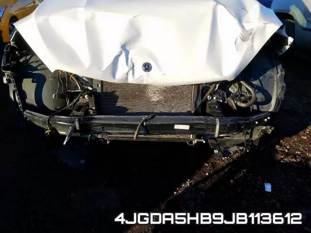 4JGDA5HB9JB113612_9.webp