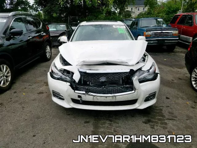 JN1EV7AR1HM831723