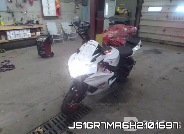 JS1GR7MA6H2101697_2.webp