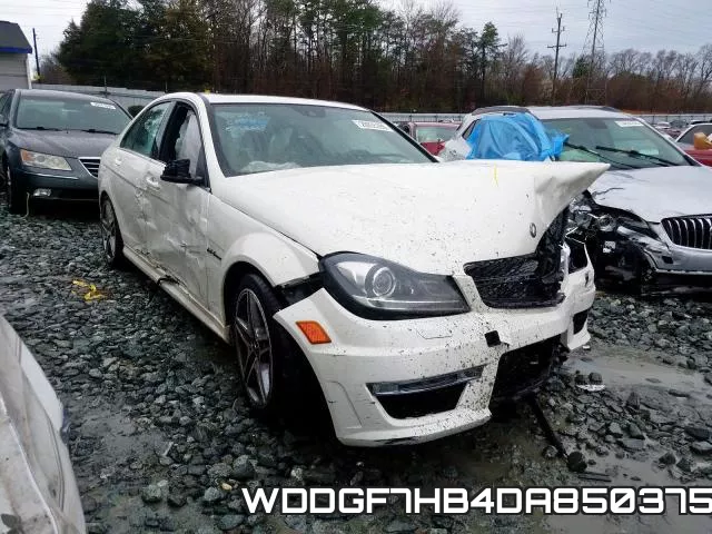 WDDGF7HB4DA850375