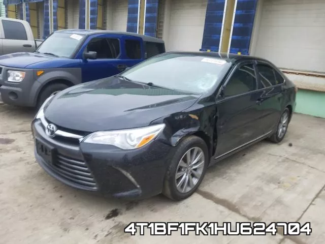 4T1BF1FK1HU624704_2.webp