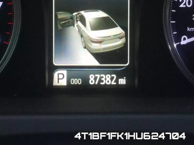 4T1BF1FK1HU624704_8.webp