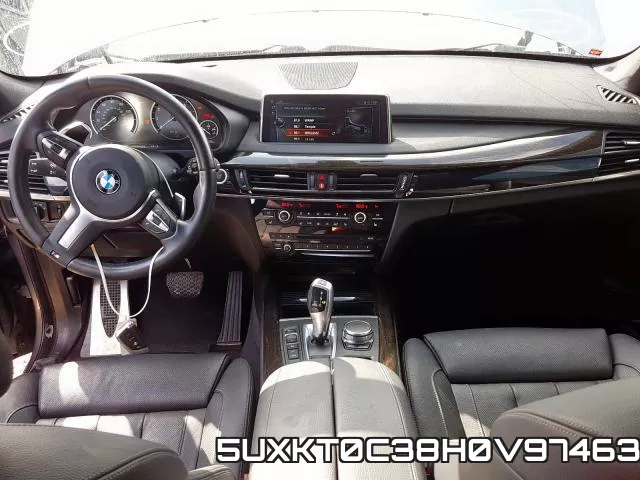 5UXKT0C38H0V97463_9.webp