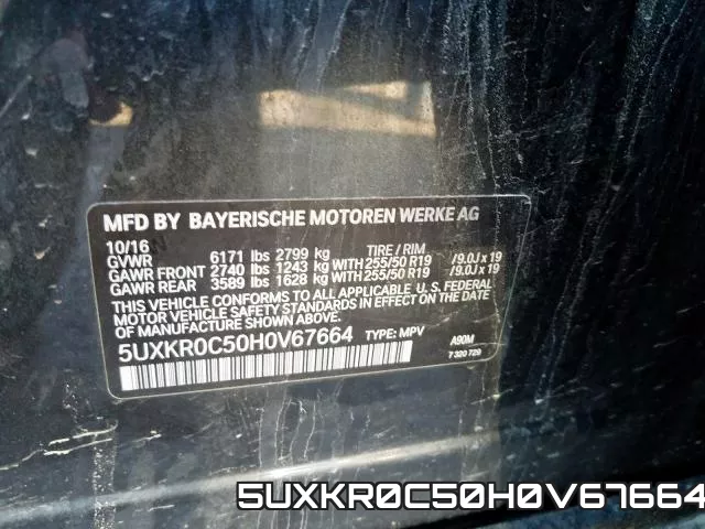 5UXKR0C50H0V67664_10.webp
